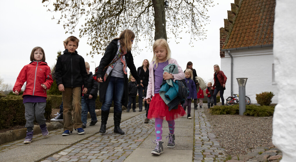 Børn ved Græsted Kirke Børn ved Græsted Kirke